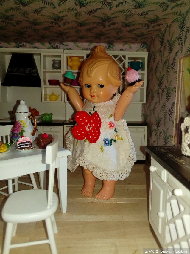 В гостях — Редкие антикварные куклы и реплики: воск (фото 6)