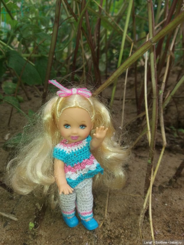 Поездка Розочки rosebud на дачу с друзьями