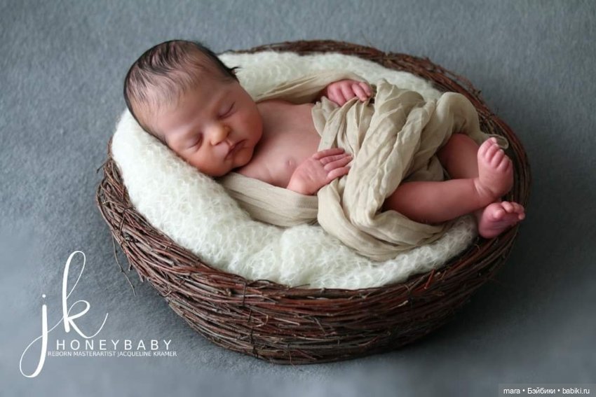 Remi Ashton, скульптора Cassie Ann, автор прототипа Jacqueline Kramer