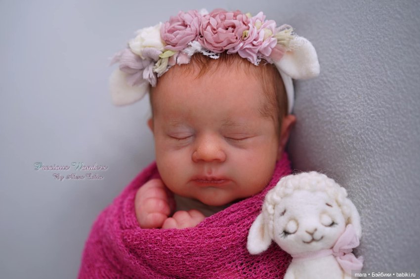 August скульптора Dawn Murray McLeod, автор прототипа Alexa Calvo (фото 2)