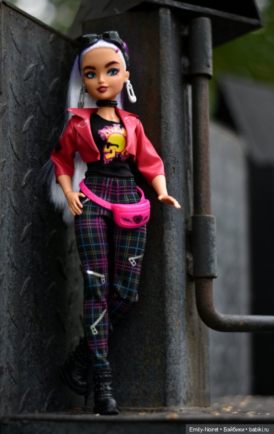 Неформалка на прогулке — Куклы Monster High и Ever After High: G1 (фото 8)