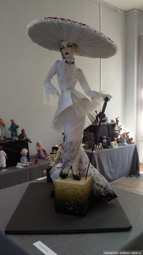 "Парад кукол" - юбилейная выставка