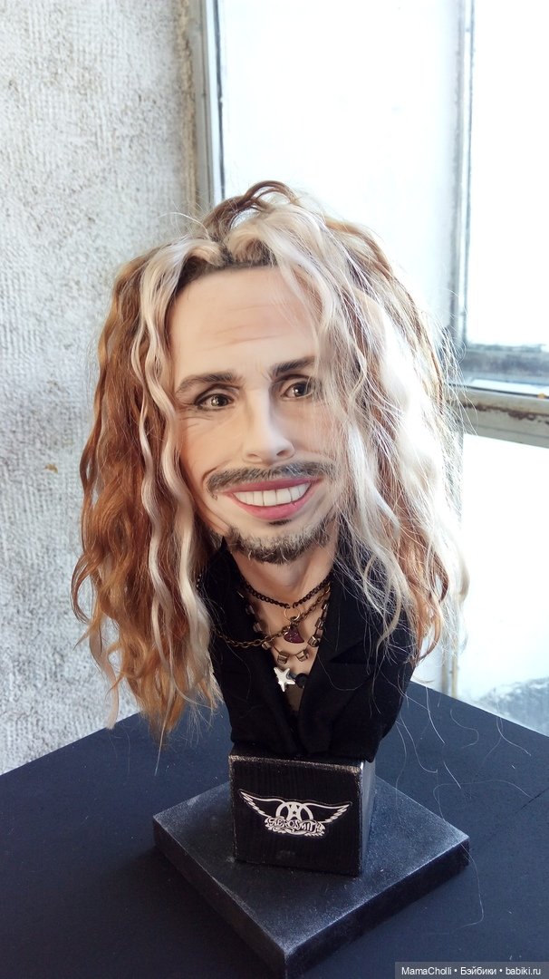 "Парад кукол" - юбилейная выставка