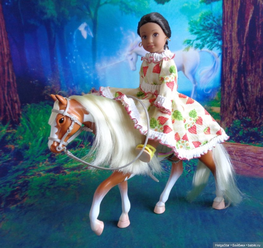 Прогулки на лошадках для маленьких девочек Лори и АГ