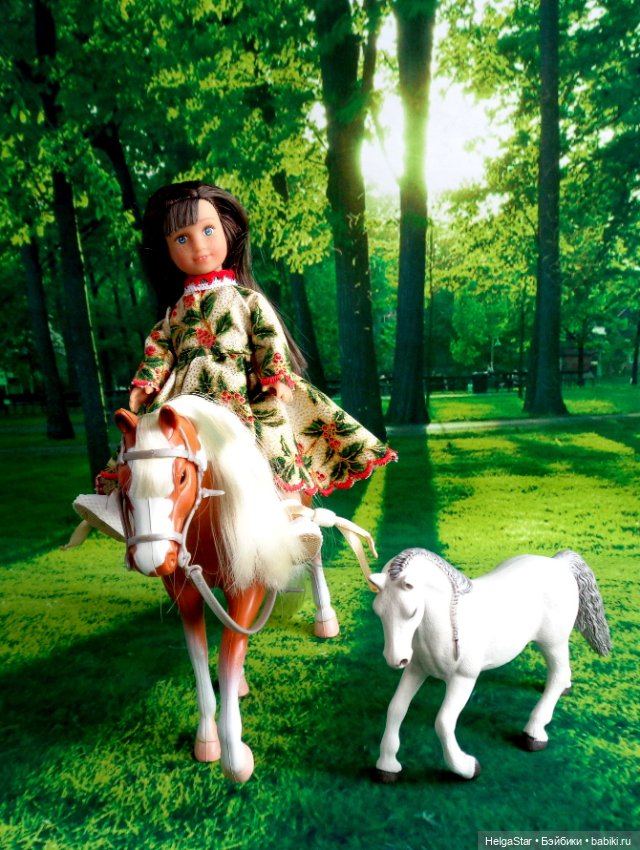 Прогулки на лошадках для маленьких девочек Лори и АГ