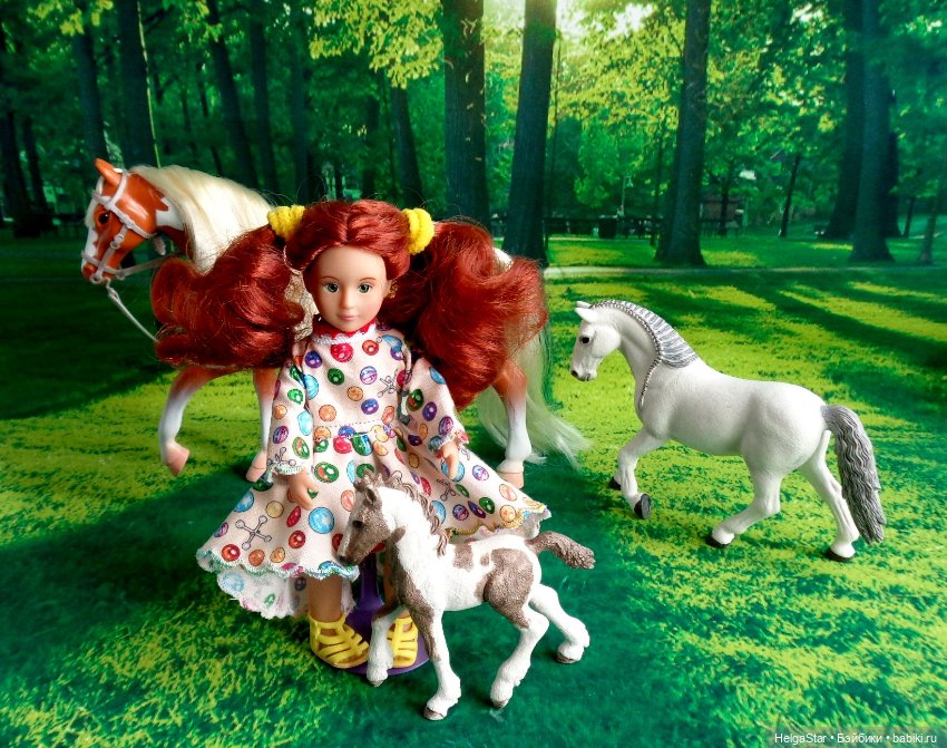 Прогулки на лошадках для маленьких девочек Лори и АГ