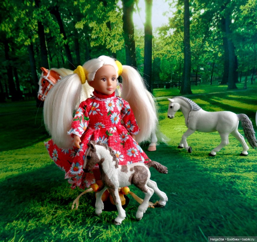 Прогулки на лошадках для маленьких девочек Лори и АГ