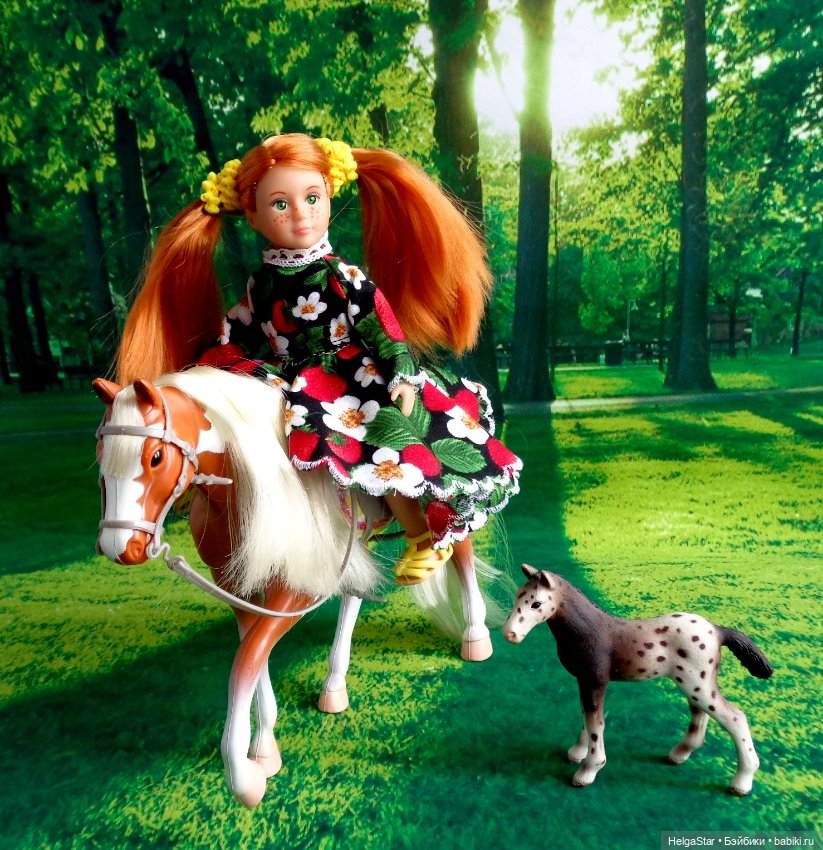 Прогулки на лошадках для маленьких девочек Лори и АГ