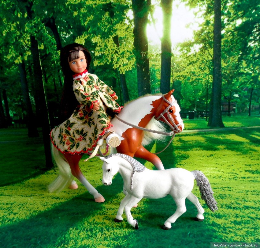 Прогулки на лошадках для маленьких девочек Лори и АГ