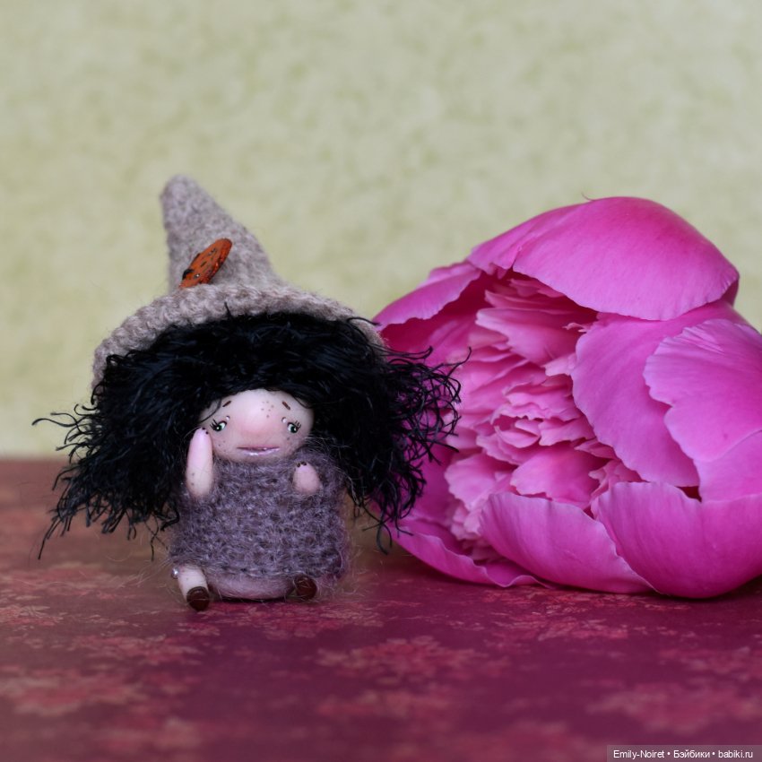 Самая маленькая кукла в коллекции (фото 8)