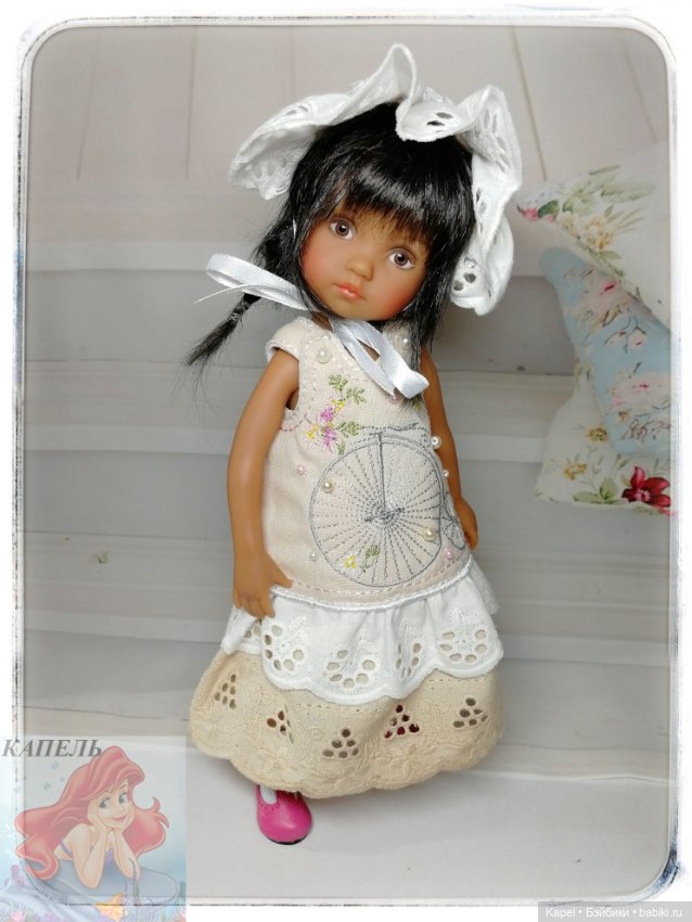 Бусинки, вышивка, кружево... Новые наряды для куколок