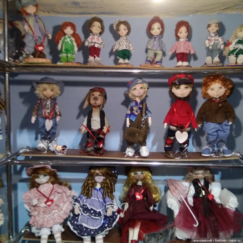 Город- Феодосия. Выставка-продажа, куклы игрушки и винтаж