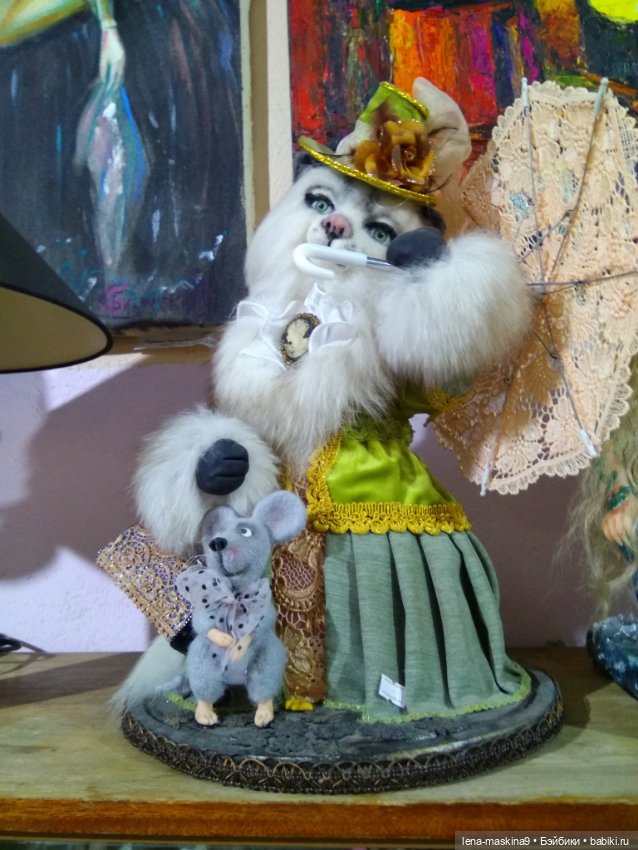 Город- Феодосия. Выставка-продажа, куклы игрушки и винтаж