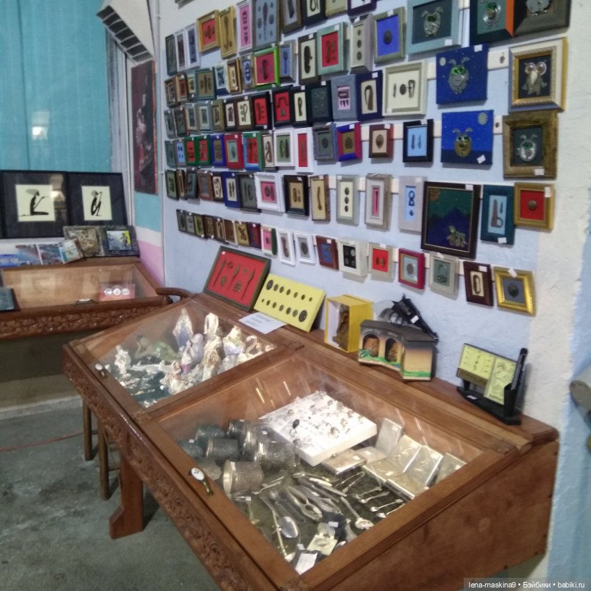 Город- Феодосия. Выставка-продажа, куклы игрушки и винтаж