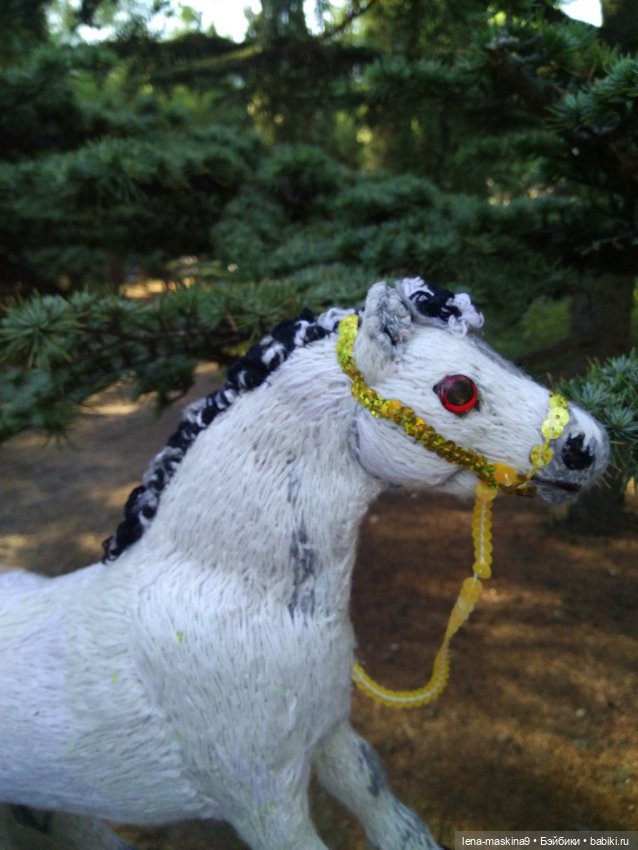 Подарок - лошадка — Авторские игрушки из разных материалов: синельная проволока (фото 8)