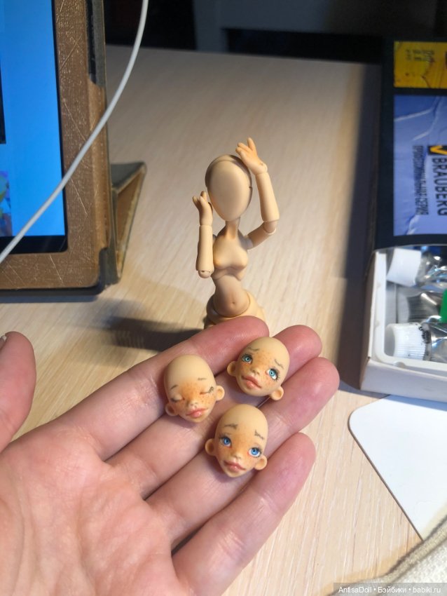 Процессы работы, а так же про тираж Леди