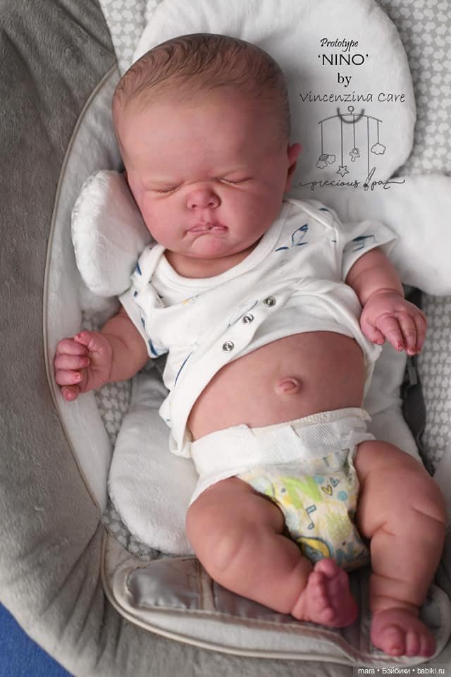 Nino скульптора Vincenzina Care, автор прототипа Holly Paz