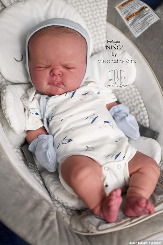 Nino скульптора Vincenzina Care, автор прототипа Holly Paz