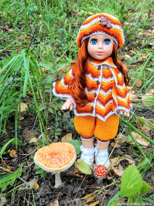 Алла в осеннем лесу — Российские куклы Весна (фото 10)