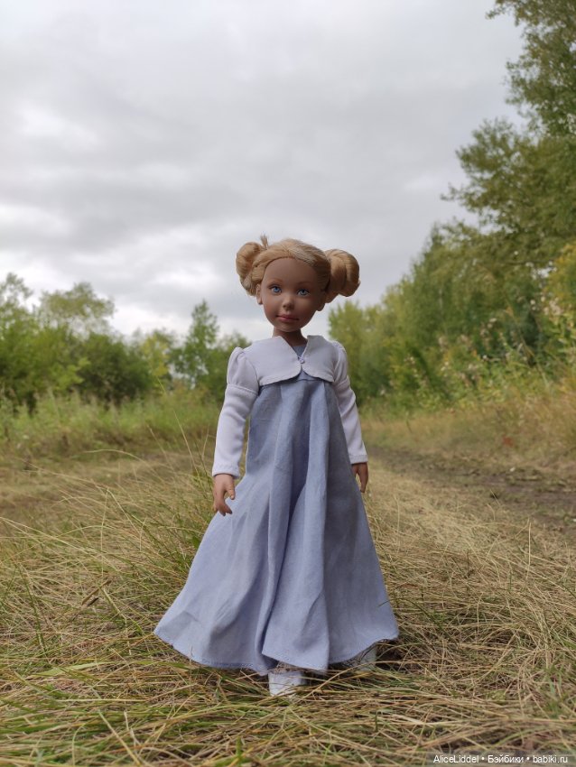 Лиэнн на прогулке, часть l и ll