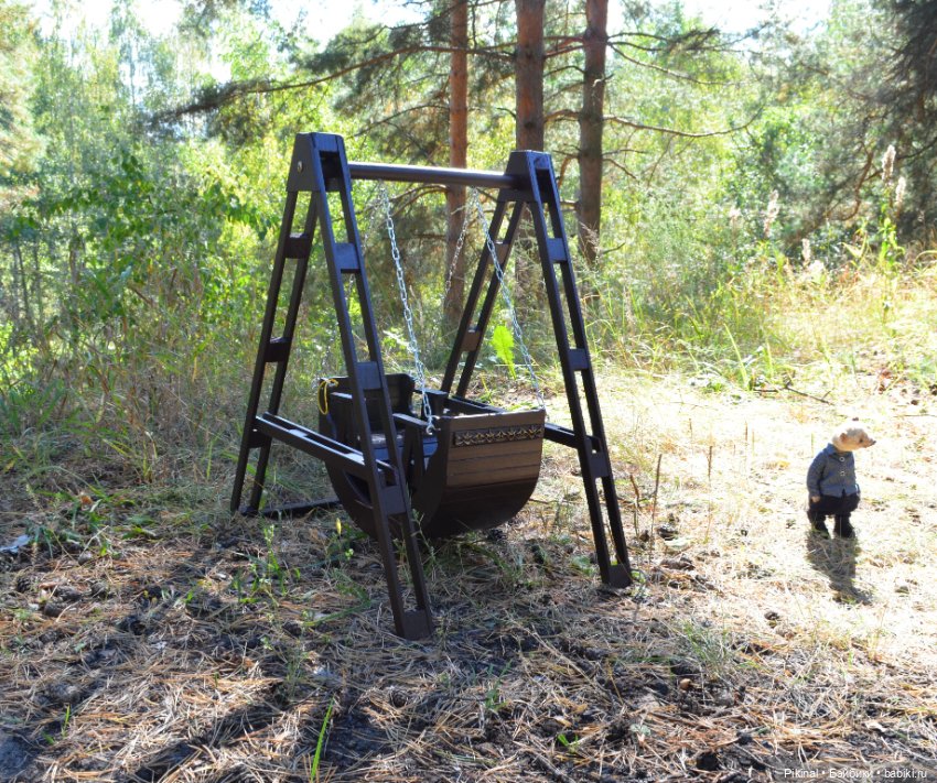 Покачаемся? Качельки а-Л-я лодочка