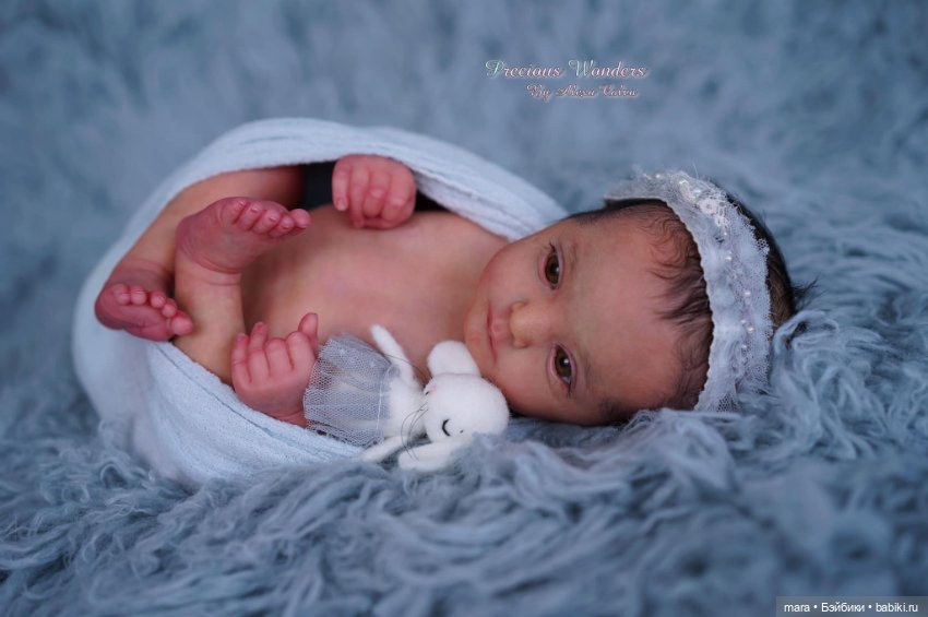 Ana скульптора Gudrun Legler, автор прототипа Alexa Calvo