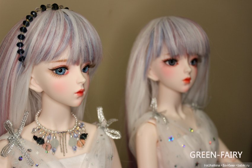 Парики и заколки. А вы чем украшаете волосы ваших кукол