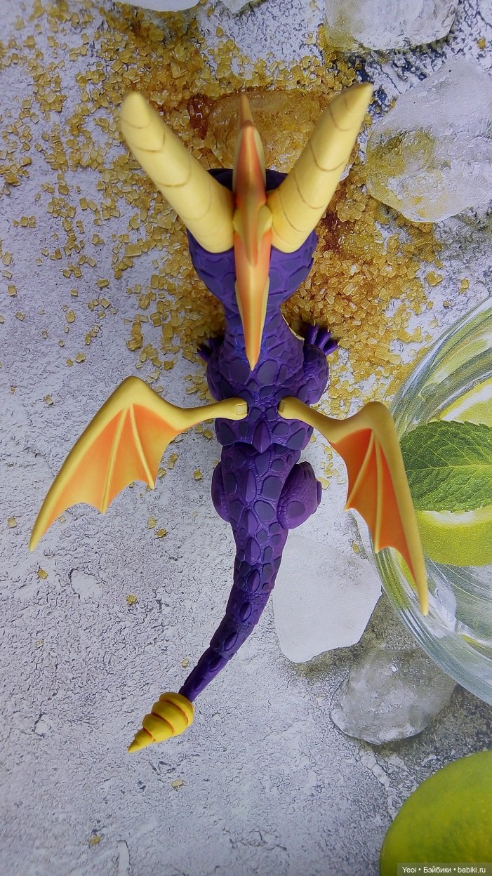 Фигурка Спайро от Нека (Neca Spyro the Dragon)