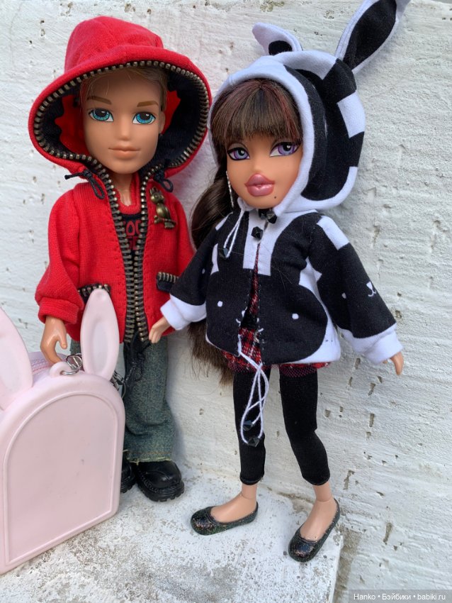 Пара Братц. Фото — Куклы Bratz (Братц) и Moxie Girlz: MGA