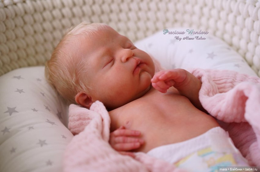 Remi Ashton скульптора Cassie Ann Brace, автор прототипа Alexa Calvo