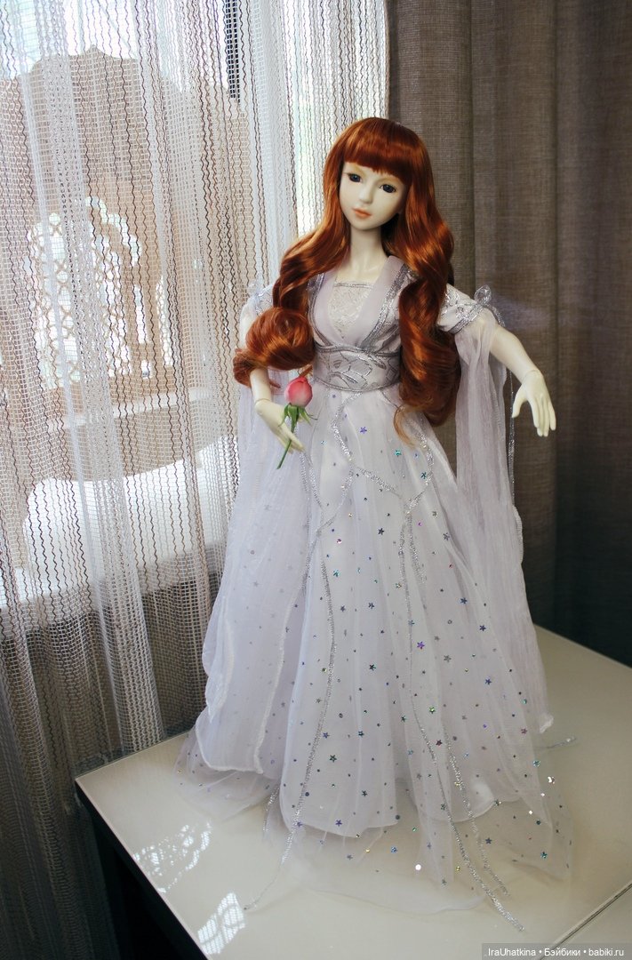 Знакомство с шарнирной куклой Xinyiwawa