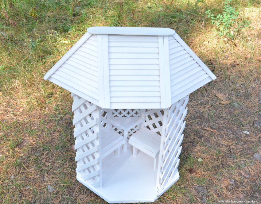 Беседка-патио с перголами