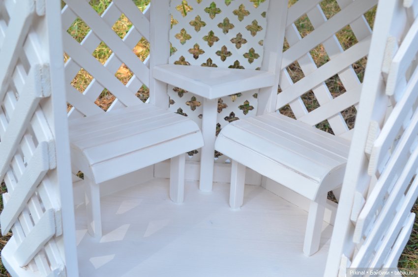 Беседка-патио с перголами