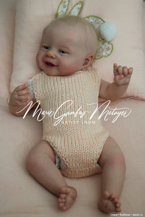 Oakley скульптора Sandy Faber, автор прототипа Marie Gambus-Metayer