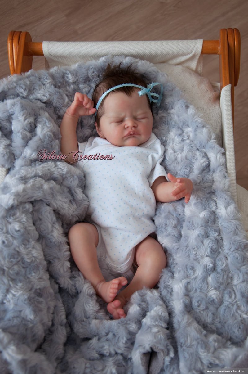 Gretel от скульптора Emily Jameson, автор прототипа Silvia Ezquerra