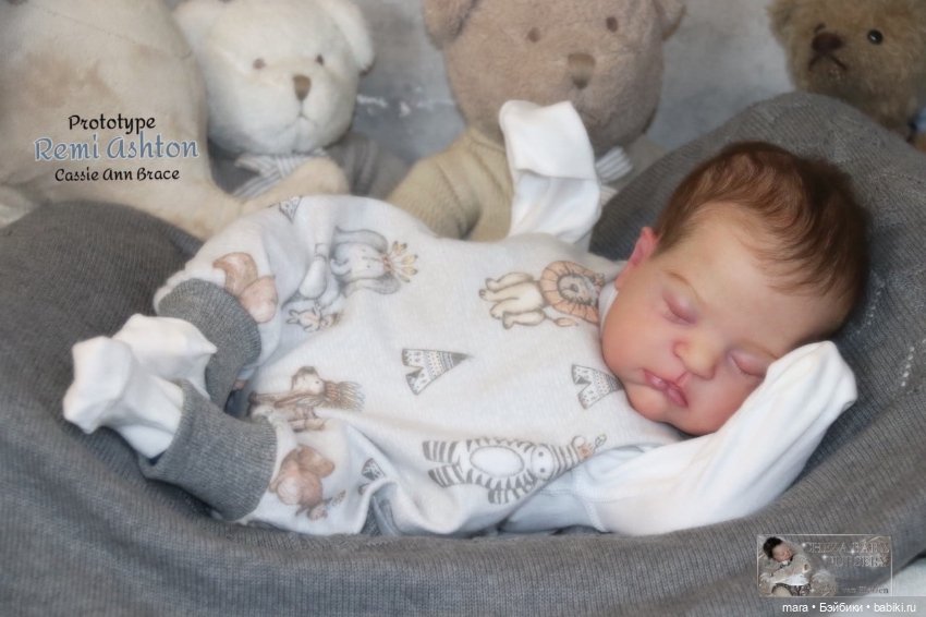 Remi Ashton скульптора Cassie Ann Brace, автор прототипа Cheryl van Pletzen (фото 2)