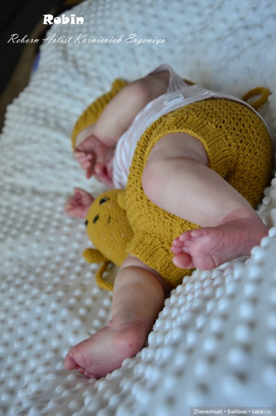 Вязаный комплект для куколок Реборн (фото 6)