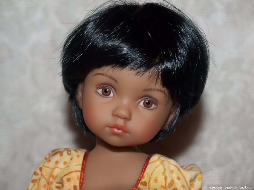 Поиграла с освещением или много фотографий куколки Дианы Эффнер от Бонека