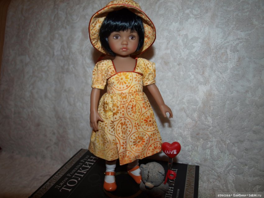 Поиграла с освещением или много фотографий куколки Дианы Эффнер от Бонека