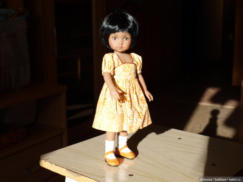 Поиграла с освещением или много фотографий куколки Дианы Эффнер от Бонека