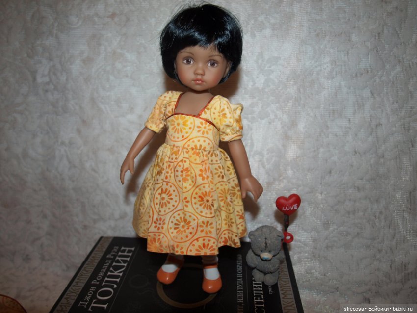 Поиграла с освещением или много фотографий куколки Дианы Эффнер от Бонека