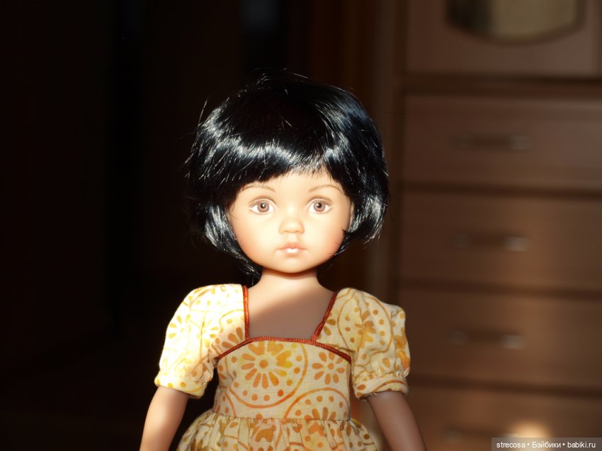 Поиграла с освещением или много фотографий куколки Дианы Эффнер от Бонека