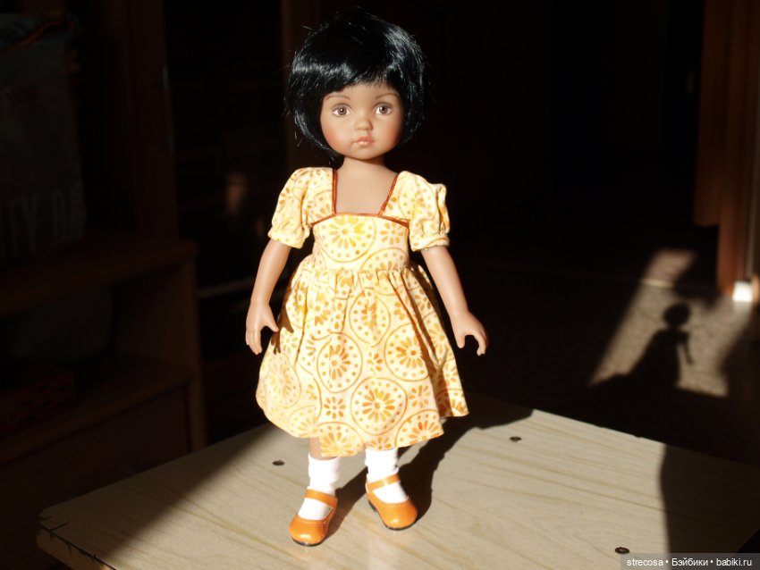 Поиграла с освещением или много фотографий куколки Дианы Эффнер от Бонека