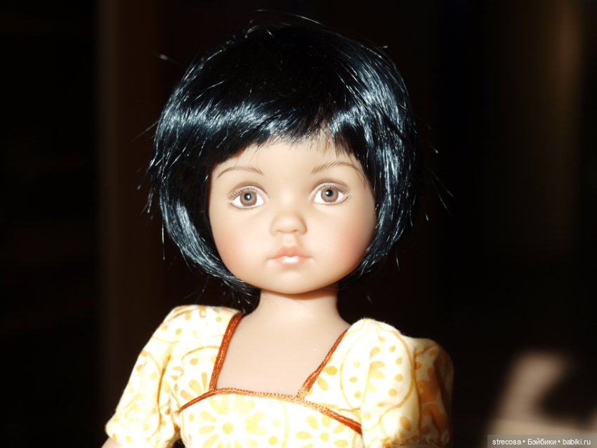 Поиграла с освещением или много фотографий куколки Дианы Эффнер от Бонека