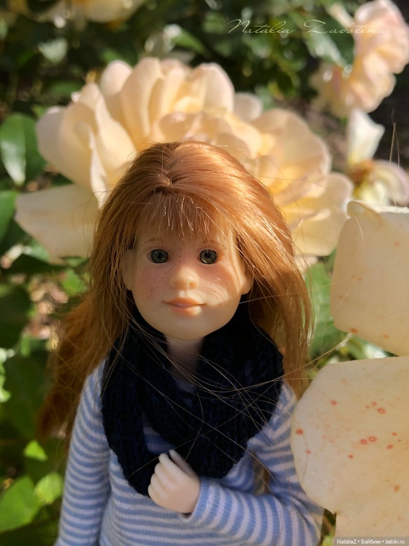 "Наш мир – аллея молодая роз..."