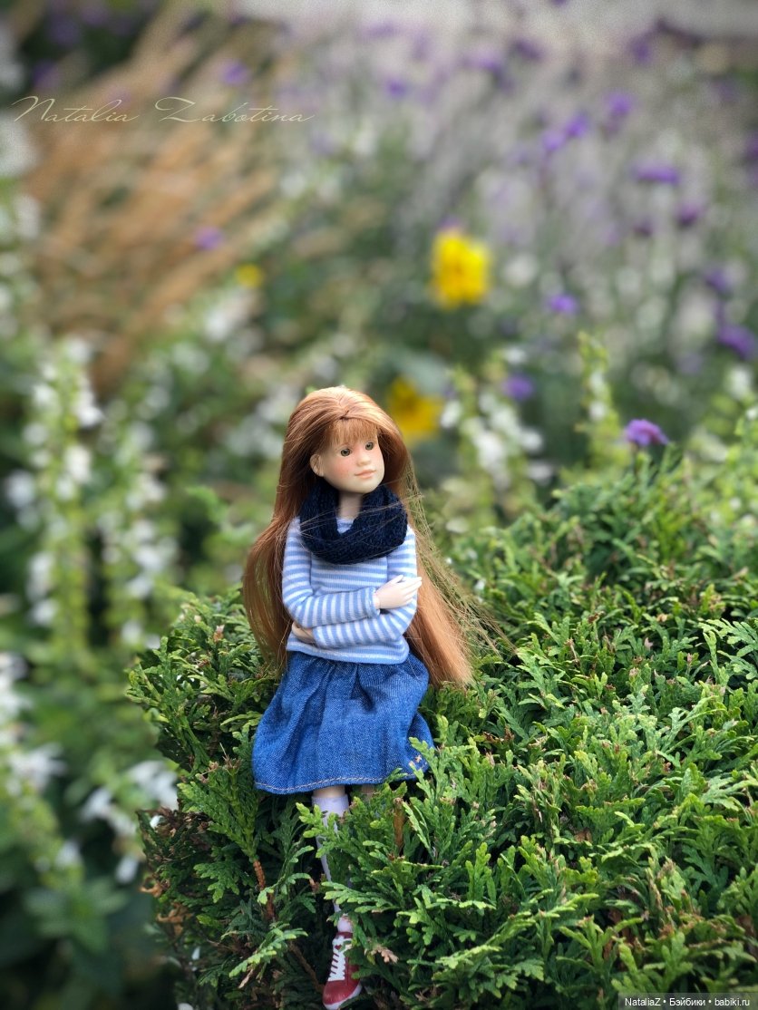 "Наш мир – аллея молодая роз..."