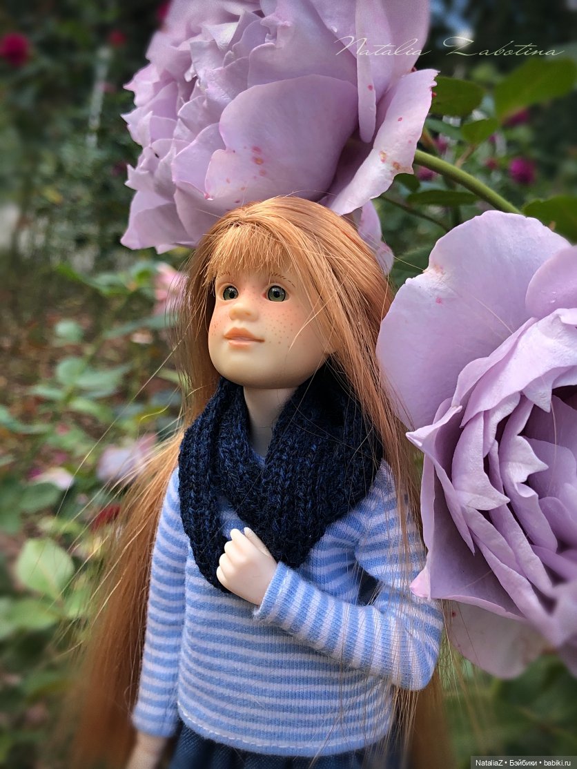 "Наш мир – аллея молодая роз..."