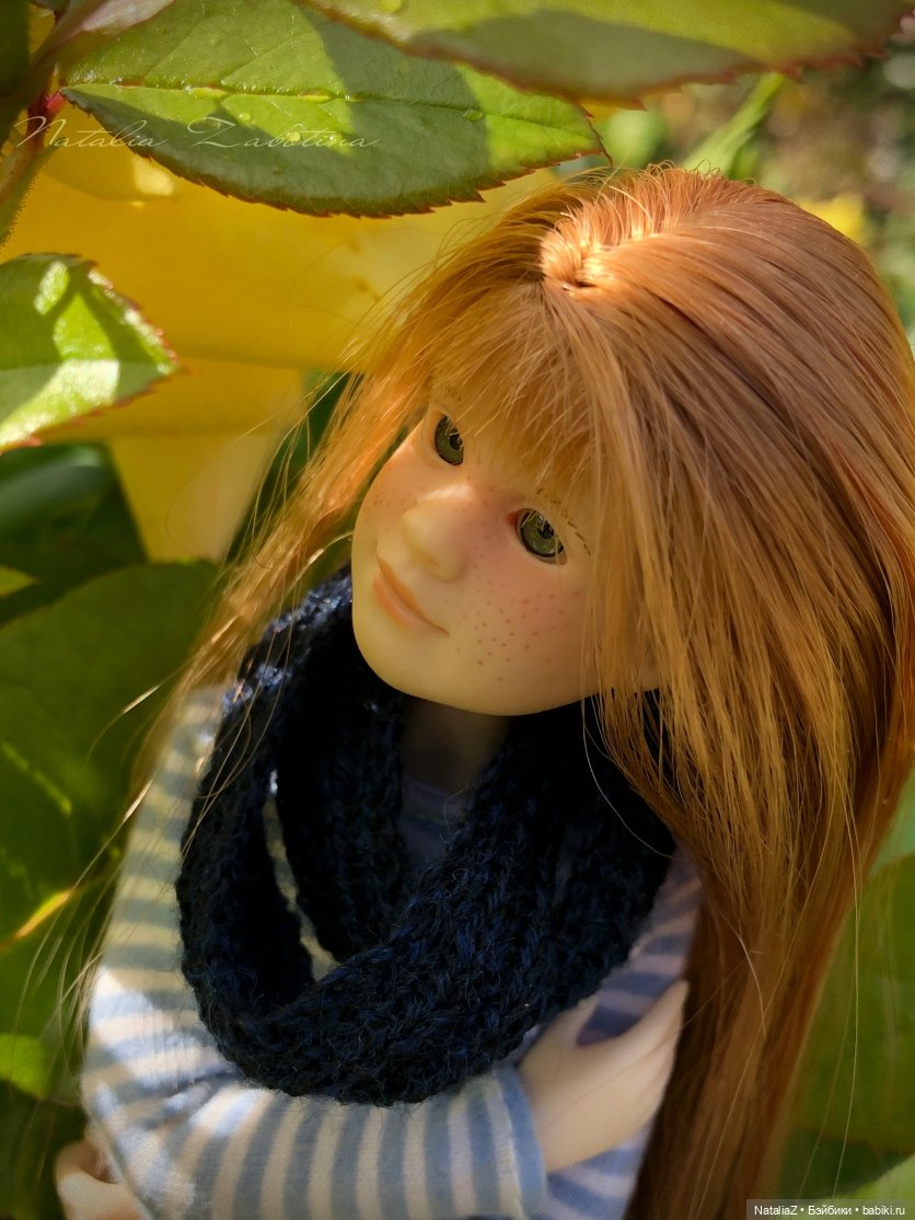 "Наш мир – аллея молодая роз..."