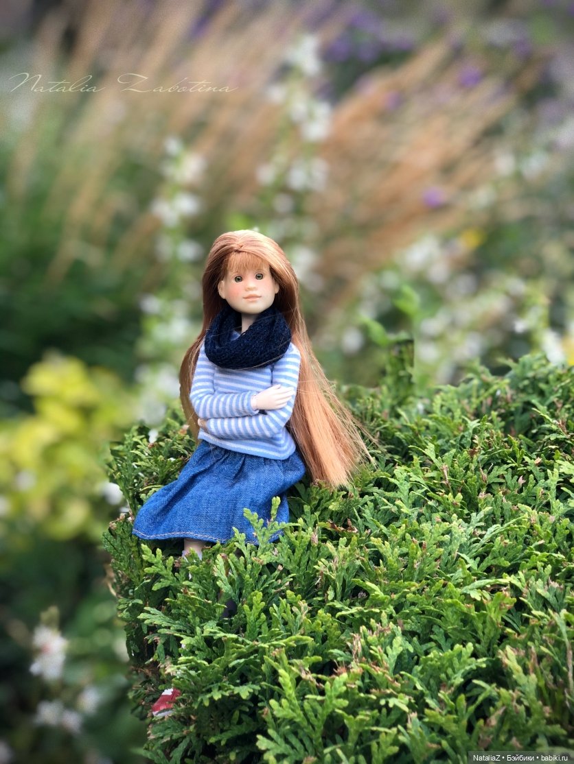 "Наш мир – аллея молодая роз..."