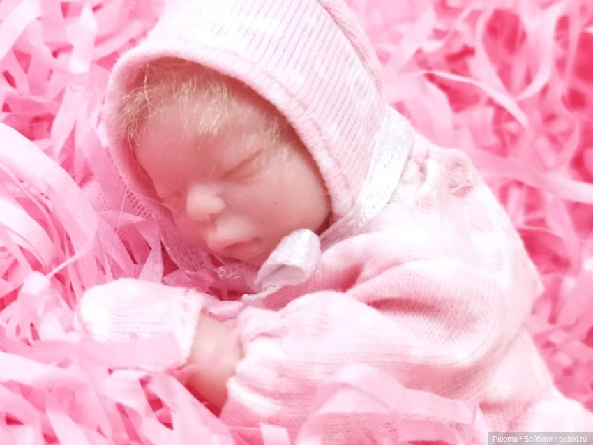 Яночка, миниатюрный младенец в коробке (фото 3)